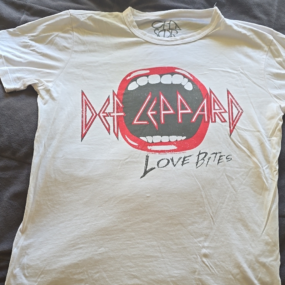 Def Leppard Love Bites Graphic Tee